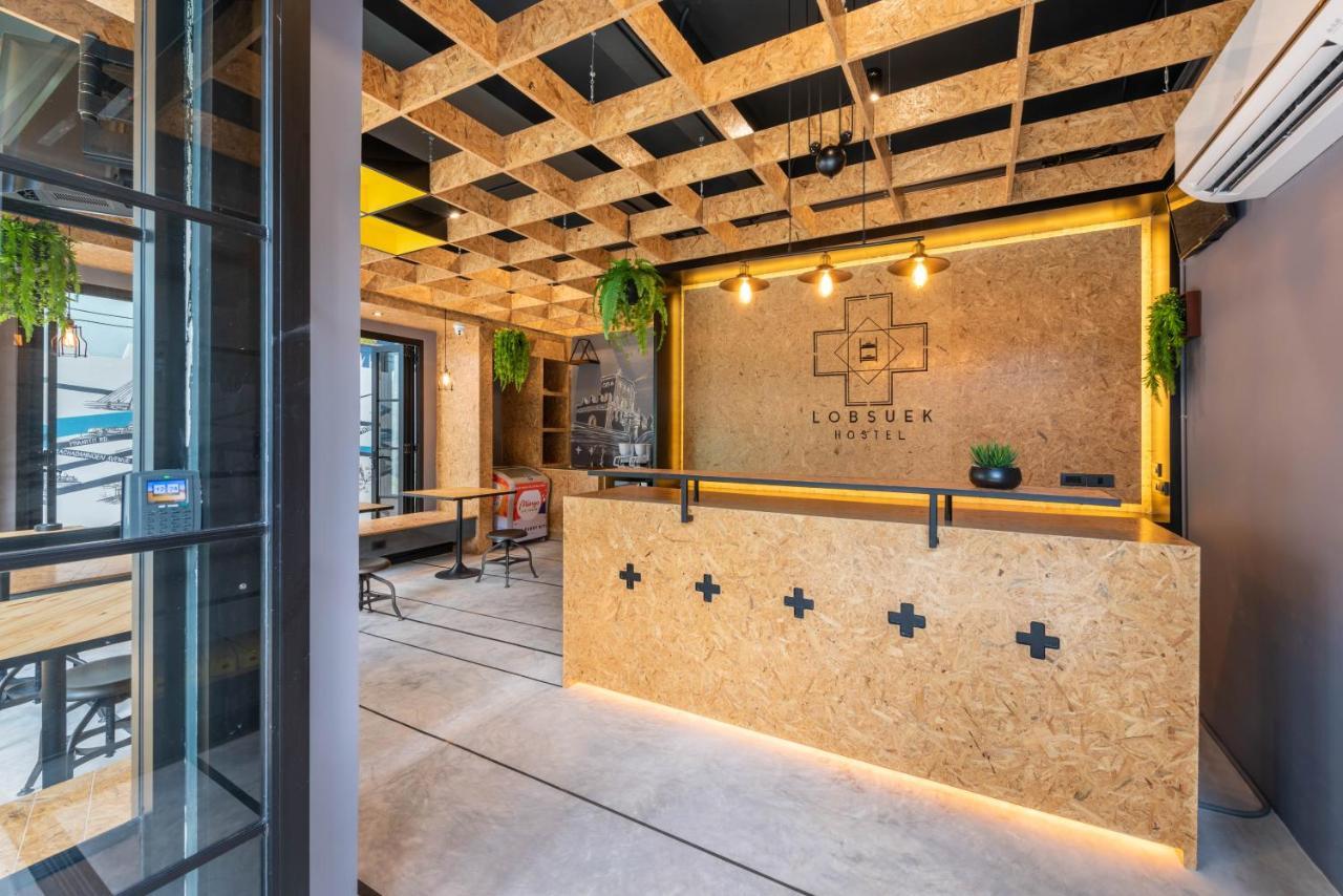Lobsuek Hostel Bangkok Ngoại thất bức ảnh