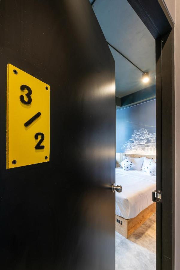 Lobsuek Hostel Bangkok Ngoại thất bức ảnh