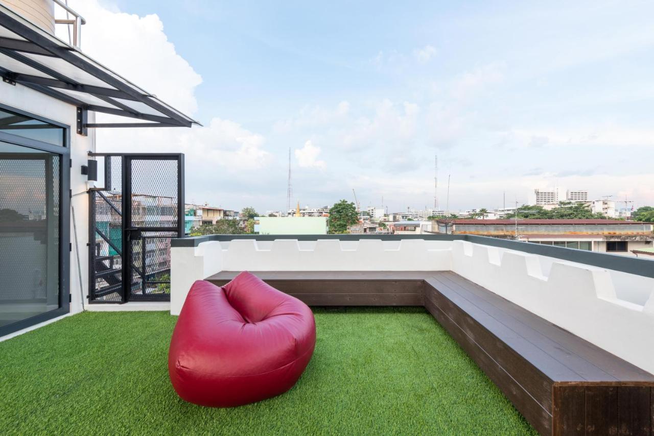 Lobsuek Hostel Bangkok Ngoại thất bức ảnh
